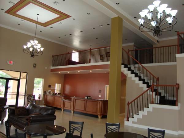 Montigo Inn Leesville Exterior photo